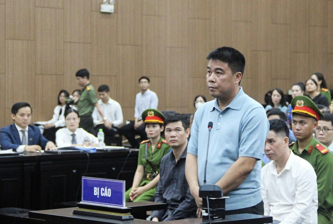 Tạm giữ hơn 1 . 400 Sổ hồng và 500 lượng vàng trong vụ án Sân bay Nha Trang - Ảnh 1.