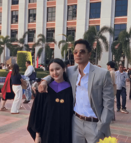 Tập gym để khoẻ mạnh chăm con gái, bố đơn thân U60 bỗng hot rần rần MXH vì body quá đỉnh, trẻ đẹp ngỡ ngàng- Ảnh 15.