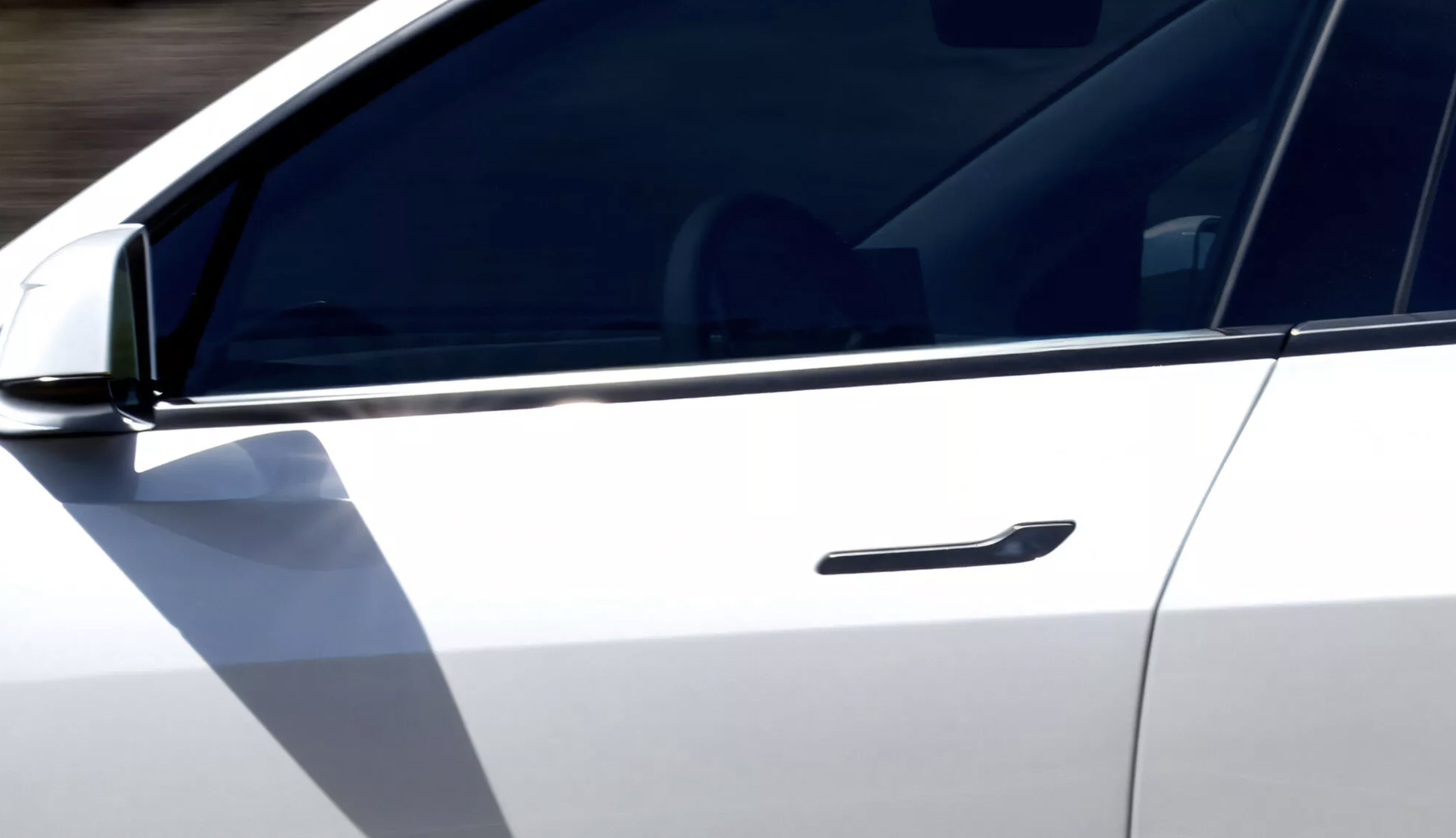 Tay nắm cửa điện tử trên ô tô đang trở thành mối lo ngại về an toàn - Ảnh 1.