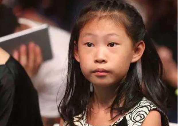 Nữ idol “ngậm thìa vàng” ê chề bán được 0 album, hát live 1 lần gây sốt cả nước- Ảnh 7.