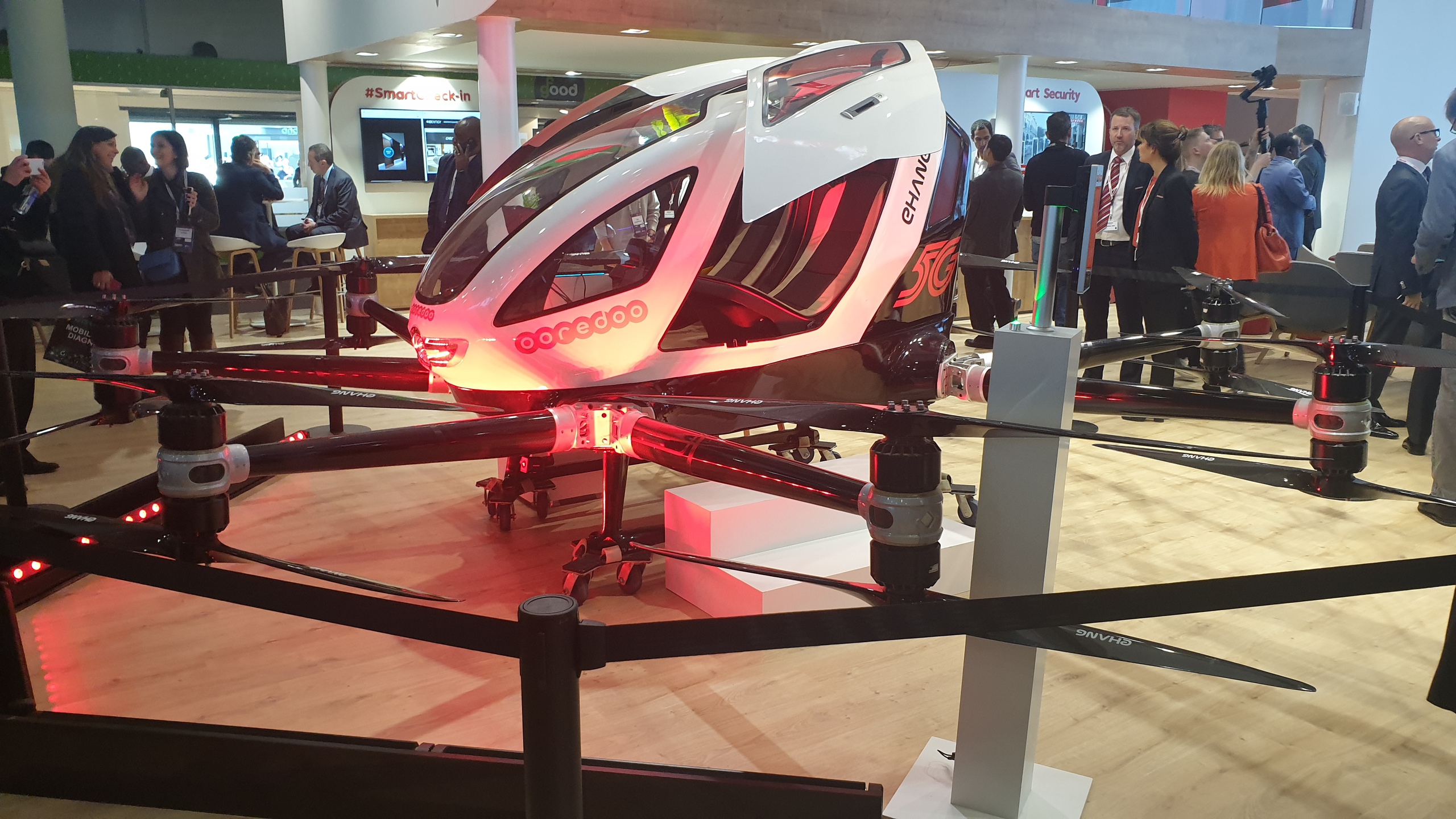 Taxi bay drone Ehang tại Rwanda: Tham vọng bay sắp thành hiện thực? - Ảnh 1. Taxi bay drone Ehang tại Rwanda: Tham vọng bay sắp thành hiện thực? - Ảnh 1.