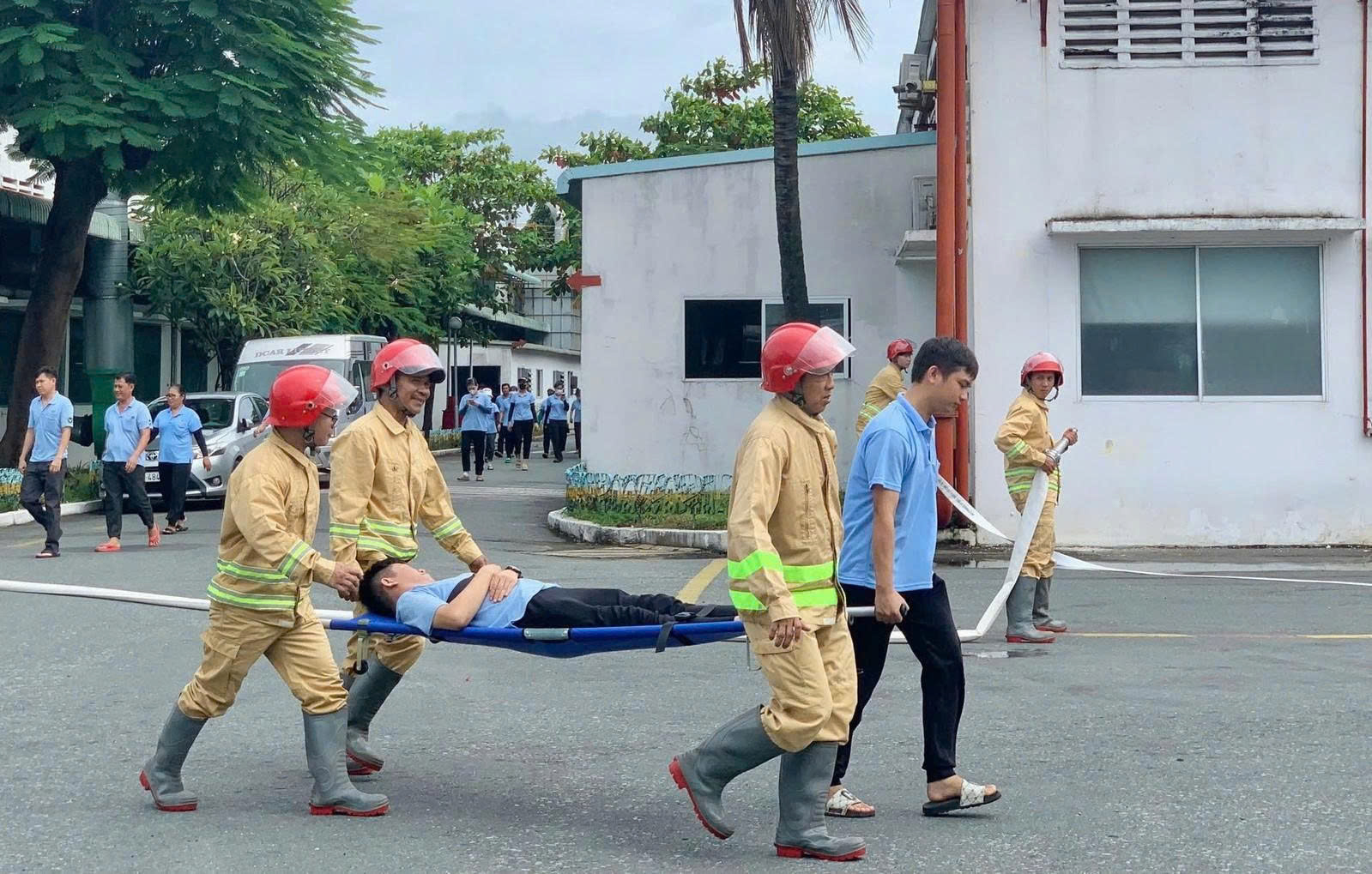Tháo gỡ bất cập trong huấn luyện an toàn lao động - Ảnh 1.