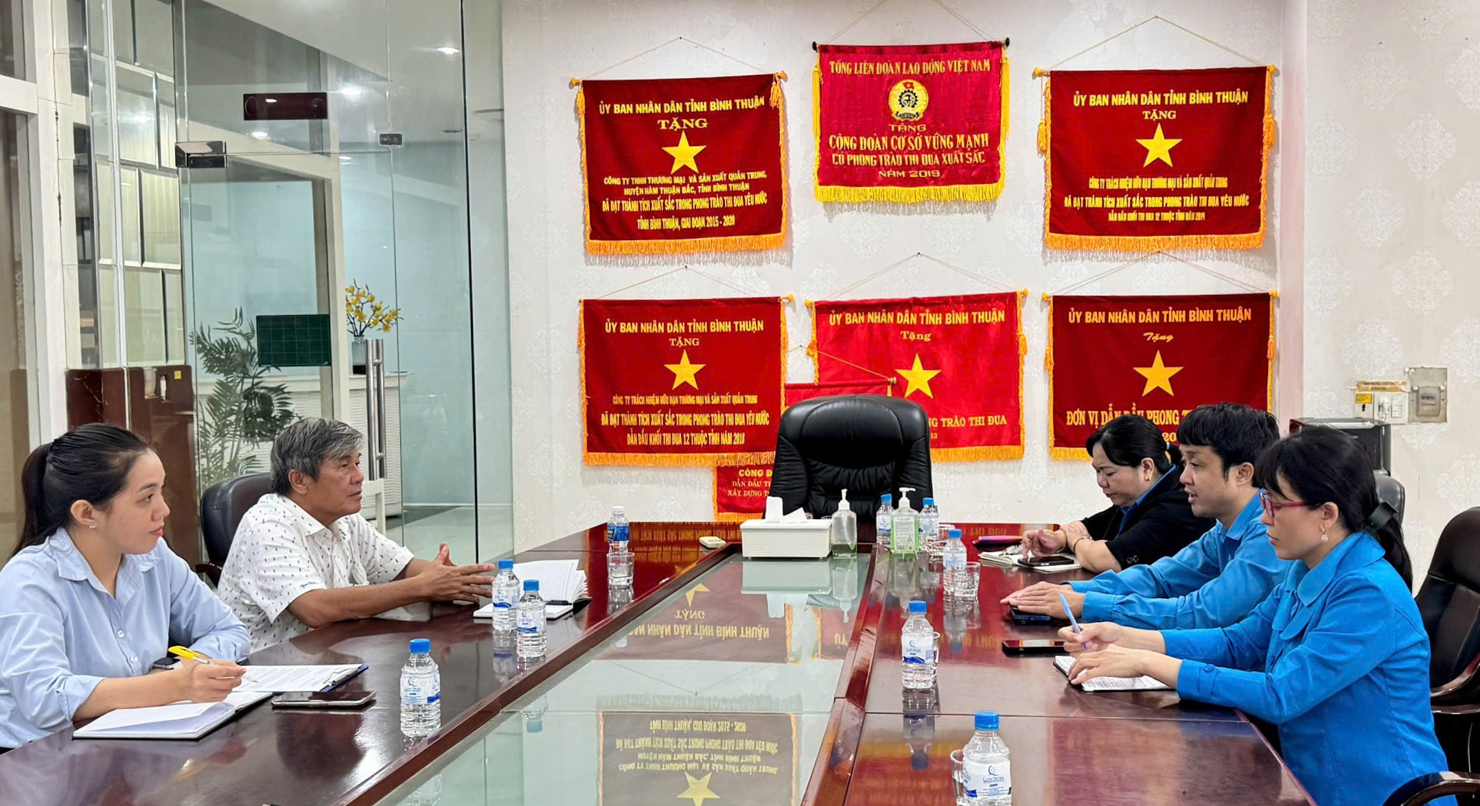 Thấu hiểu để giữ ổn định quan hệ lao động- Ảnh 1.