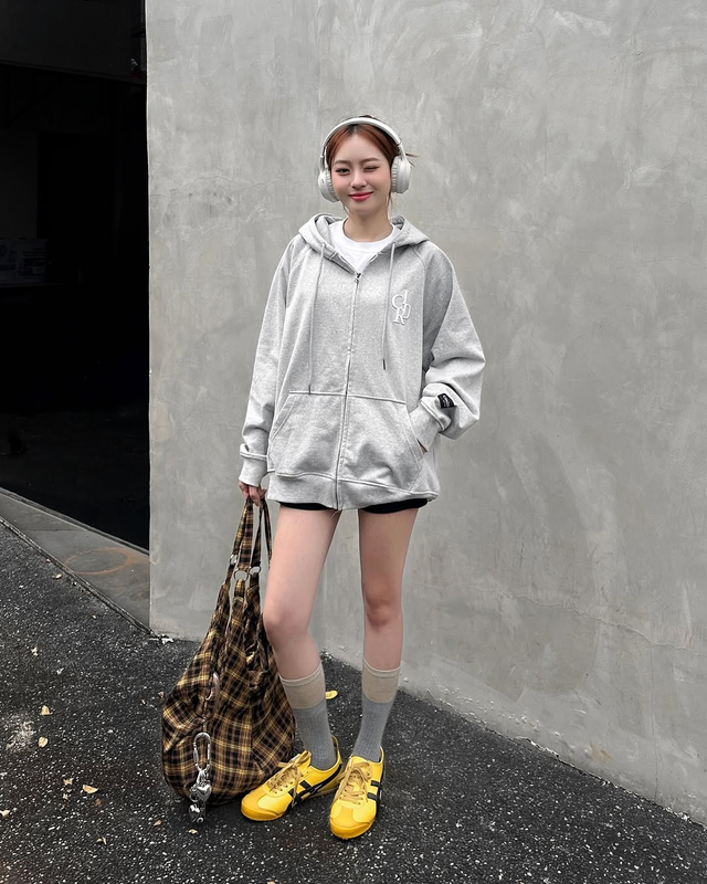 Thoải mái, thời thượng với áo hoodie - Ảnh 5.