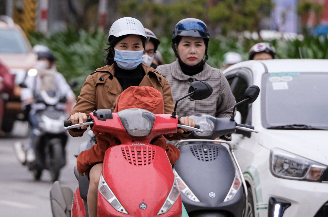 Thời tiết chuyển lạnh, cẩn trọng liệt dây thần kinh số 7, đột quỵ - Ảnh 1.