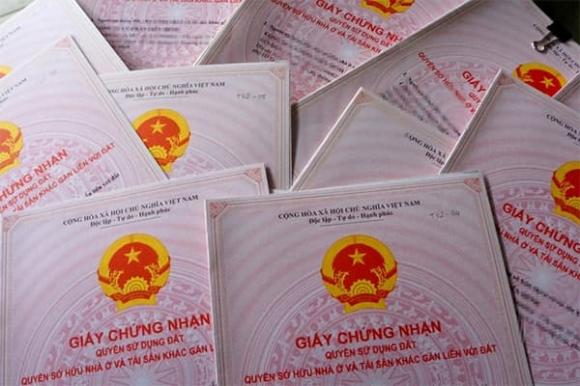 Làm sổ đỏ online, Giấy chứng nhận quyền sử dụng đất, luật đất đai