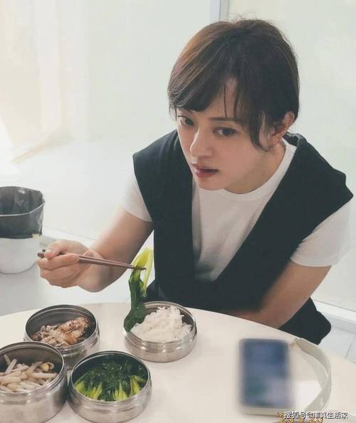 Thực đơn giữ dáng của Tôn Lệ gây sốt- Ảnh 2.