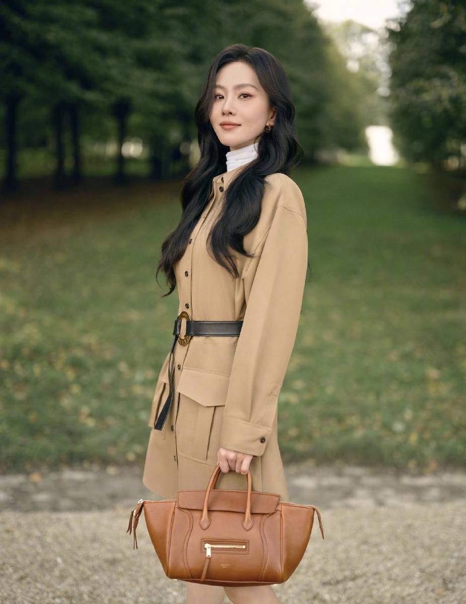 Tiết Hàn Lộ nên mặc màu nâu: Vì sao sắc “đất” lại hợp mùa và hợp vía đến vậy?- Ảnh 1.
