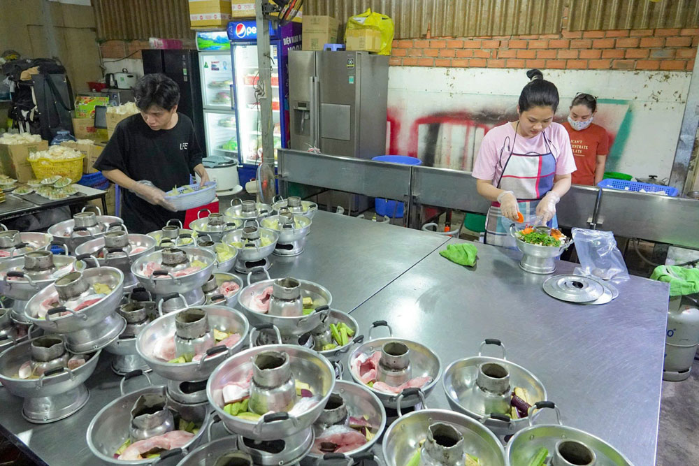 Lương tối thiểu giờ: Tính sao cho hợp lý? - Ảnh 1. Lương tối thiểu giờ: Tính sao cho hợp lý? - Ảnh 1.