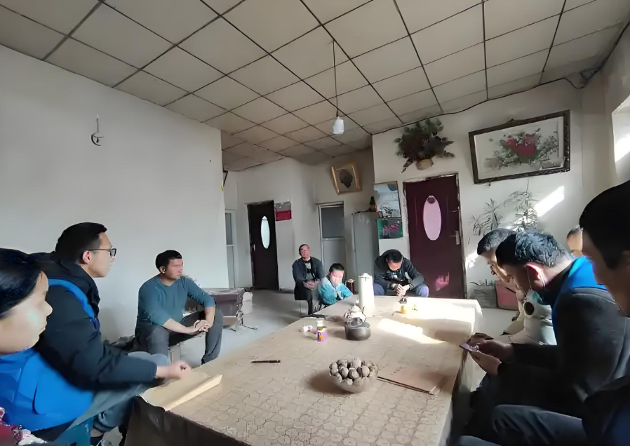 Tôi tưởng bố vợ đã nguôi chuyện cũ, nào ngờ khi ông chia tài sản lại lạnh lùng nói rằng vợ chồng tôi chẳng xứng đáng nhận một đồng- Ảnh 1.