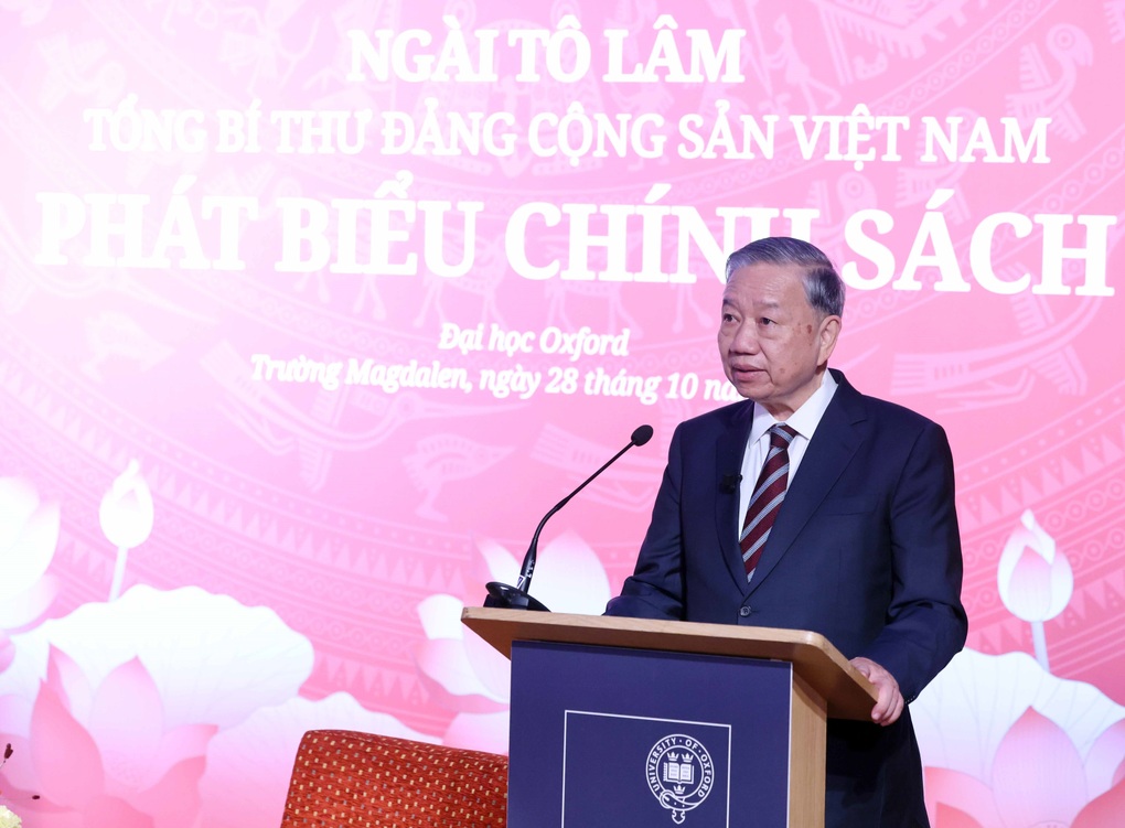 Tổng Bí thư: Đặt con người ở vị trí trung tâm của mọi chiến lược phát triển - 1