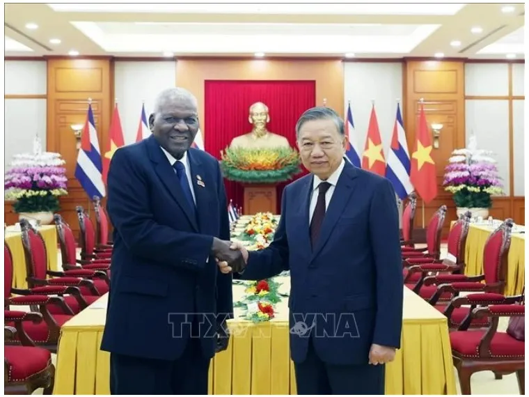 Tổng Bí thư: Việt Nam sẽ luôn sát cánh cùng Cuba