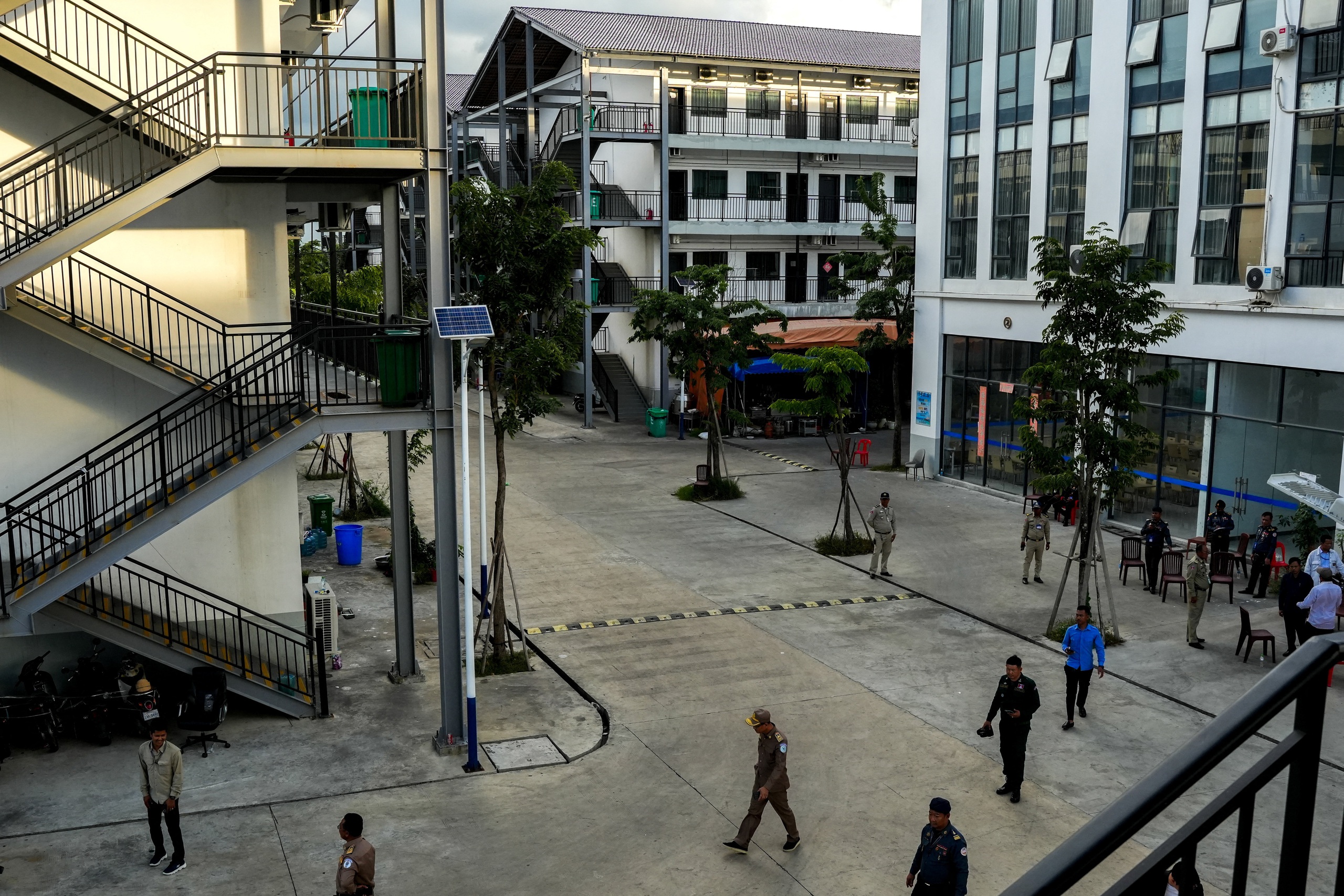 Tổng thống Hàn Quốc chỉ đạo chống lừa đảo trực tuyến Campuchia để bảo vệ công dân - Ảnh 1. Tổng thống Hàn Quốc chỉ đạo chống lừa đảo trực tuyến Campuchia để bảo vệ công dân - Ảnh 1.