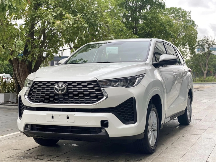 Toyota Innova Cross - Ảnh 1.