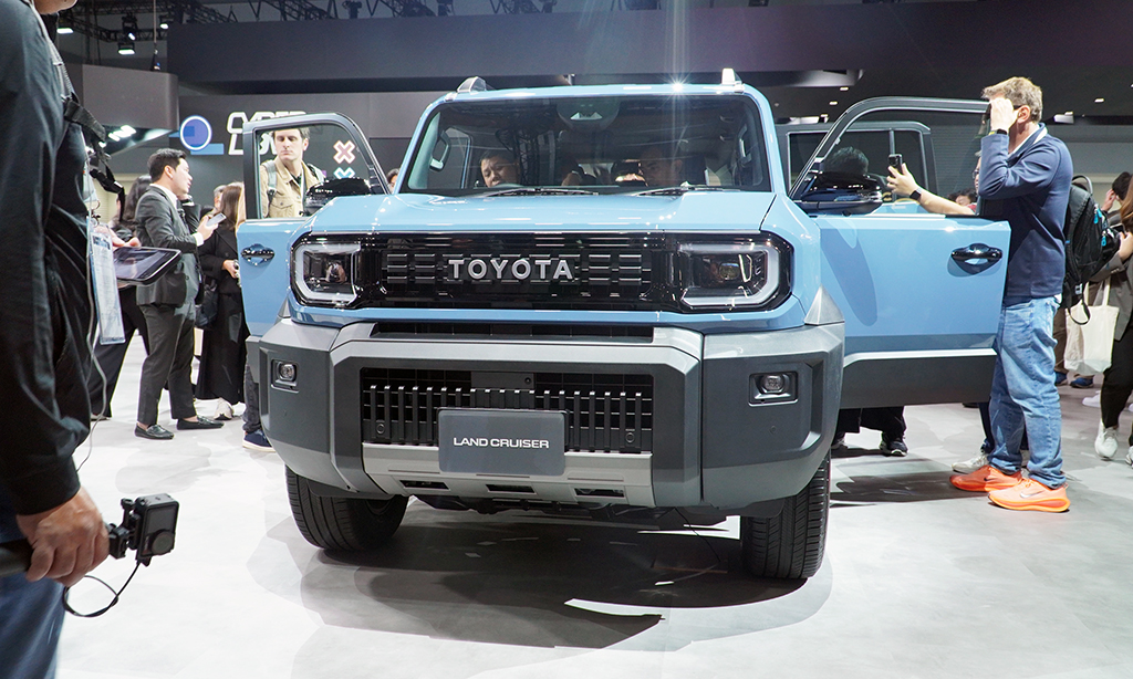 Toyota Land Cruiser FJ xuất hiện tại Japan Mobility Show 2025, chốt ngày về Việt Nam - Ảnh 1.