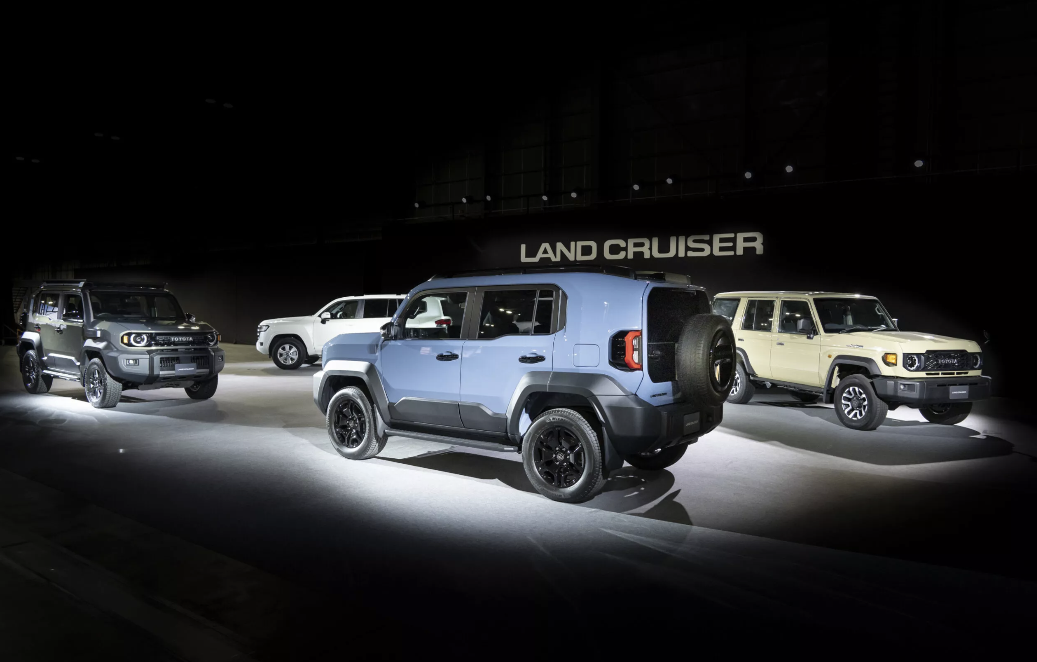 Toyota Land Cruiser FJ xuất hiện tại Japan Mobility Show 2025, chốt ngày về Việt Nam - Ảnh 7.