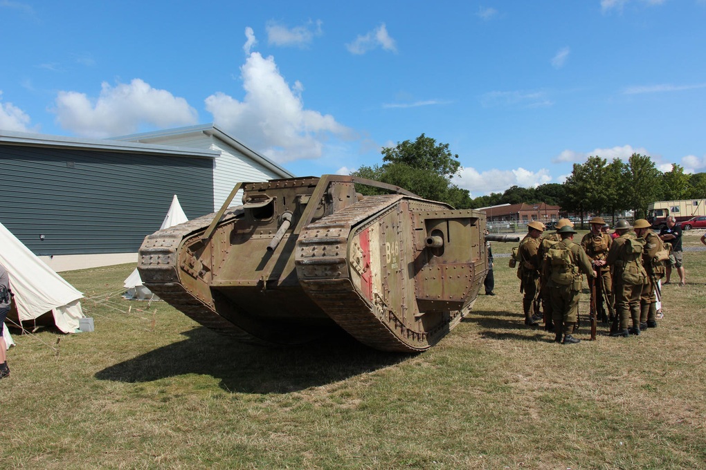 Trận đánh xe tăng lớn đầu tiên trên thế giới: Thần chiến tranh lột xác - 1