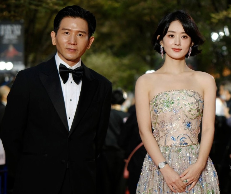 Triệu Lệ Dĩnh sao chưa sáng mắt lên?- Ảnh 1. Triệu Lệ Dĩnh sao chưa sáng mắt lên?- Ảnh 1.