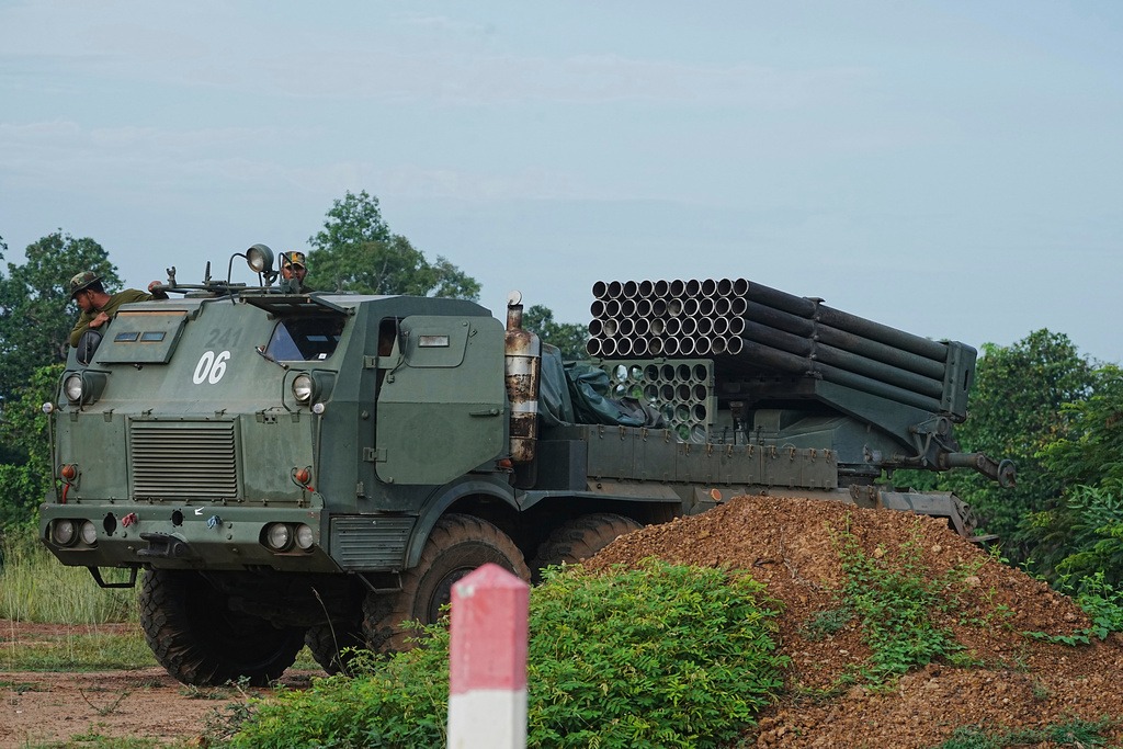 Trung Quốc bác bỏ chuyện gửi vũ khí cho Campuchia lúc giao tranh với Thái Lan 1 Trung Quốc bác bỏ việc cung cấp vũ khí cho Campuchia trong xung đột biên giới - Ảnh 1.