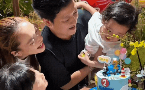 Trường Giang công khai ảnh rõ nét dung mạo con trai - Ảnh 1.