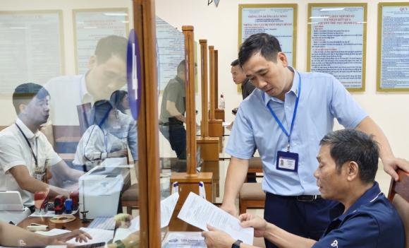 cán bộ, công chức, thôi việc