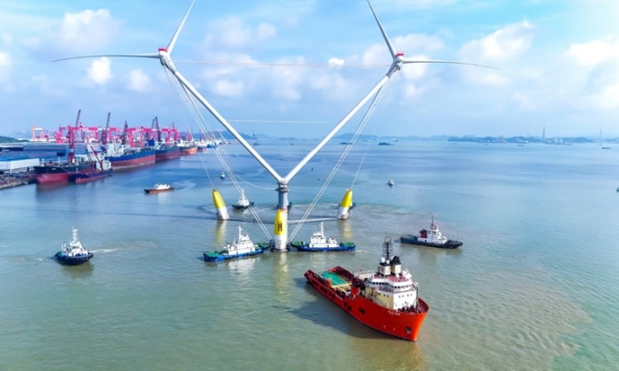 Hệ thống OceanX bao gồm hai turbine gió quay ngược chiều nhau. Ảnh: OceanX