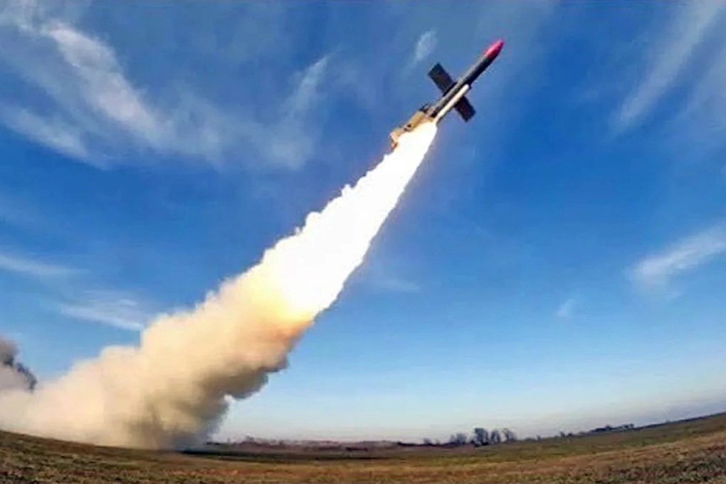 Ukraine thử lửa vũ khí mới trong cuộc đối đầu với hỏa lực Nga - 1