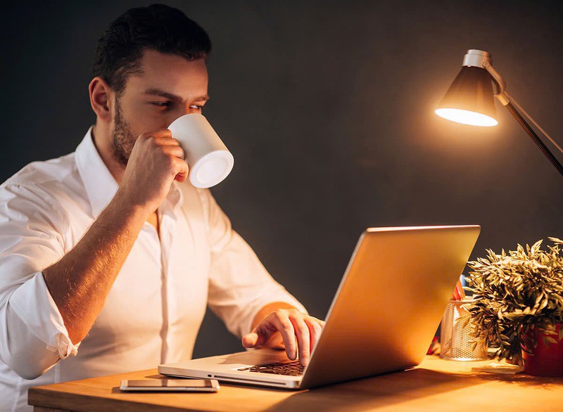 Uống 6 loại đồ uống này vào buổi tối chẳng khác nào tự làm hại mình - 1