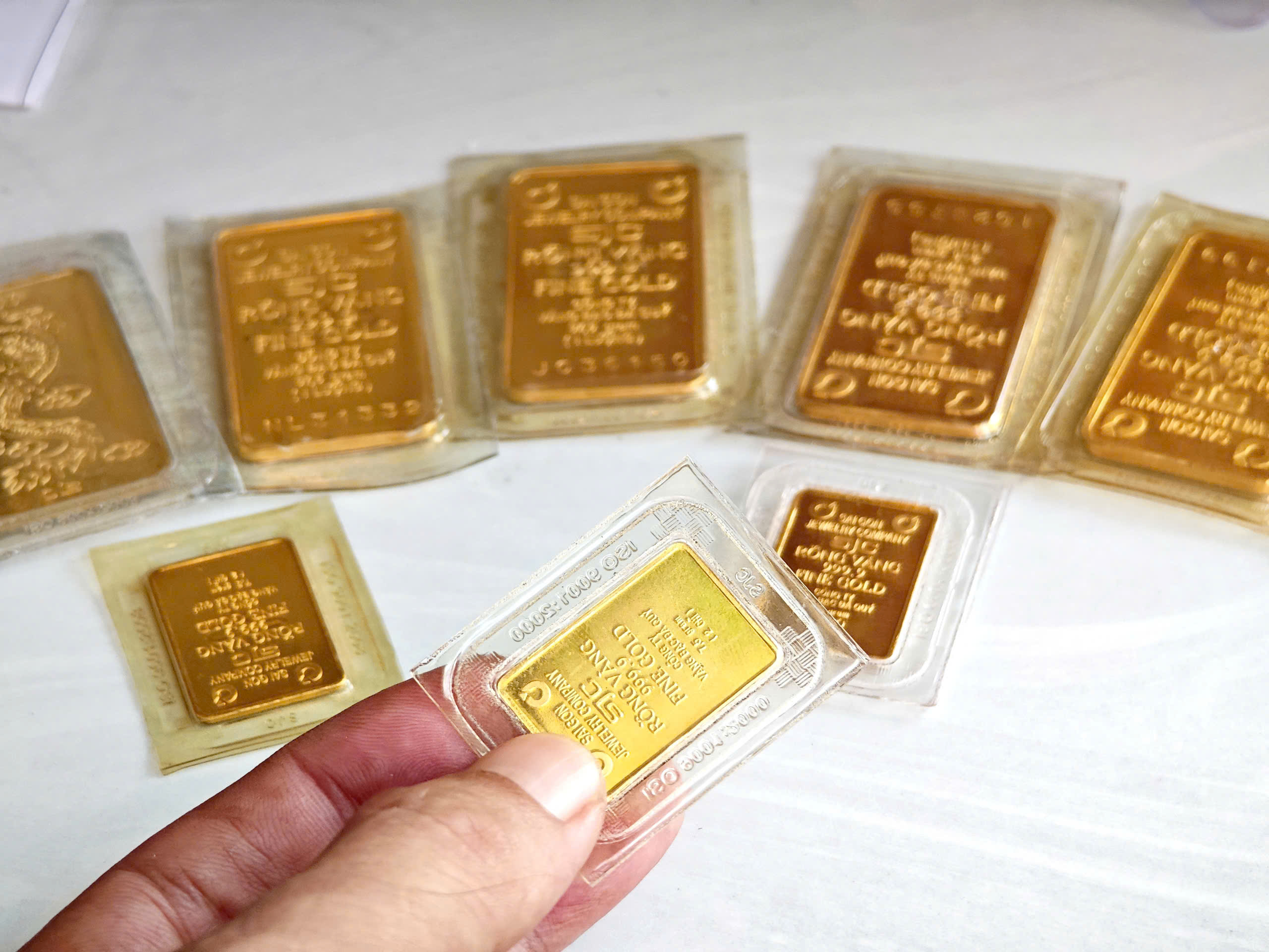 VAFI kiến nghị tính thuế giá trị gia tăng vàng miếng 10% - Ảnh 1.