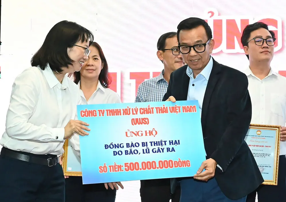 VWS ủng hộ 500 triệu đồng cho đồng bào thiệt hại do cơn bão ‘Bualoi’.jpg