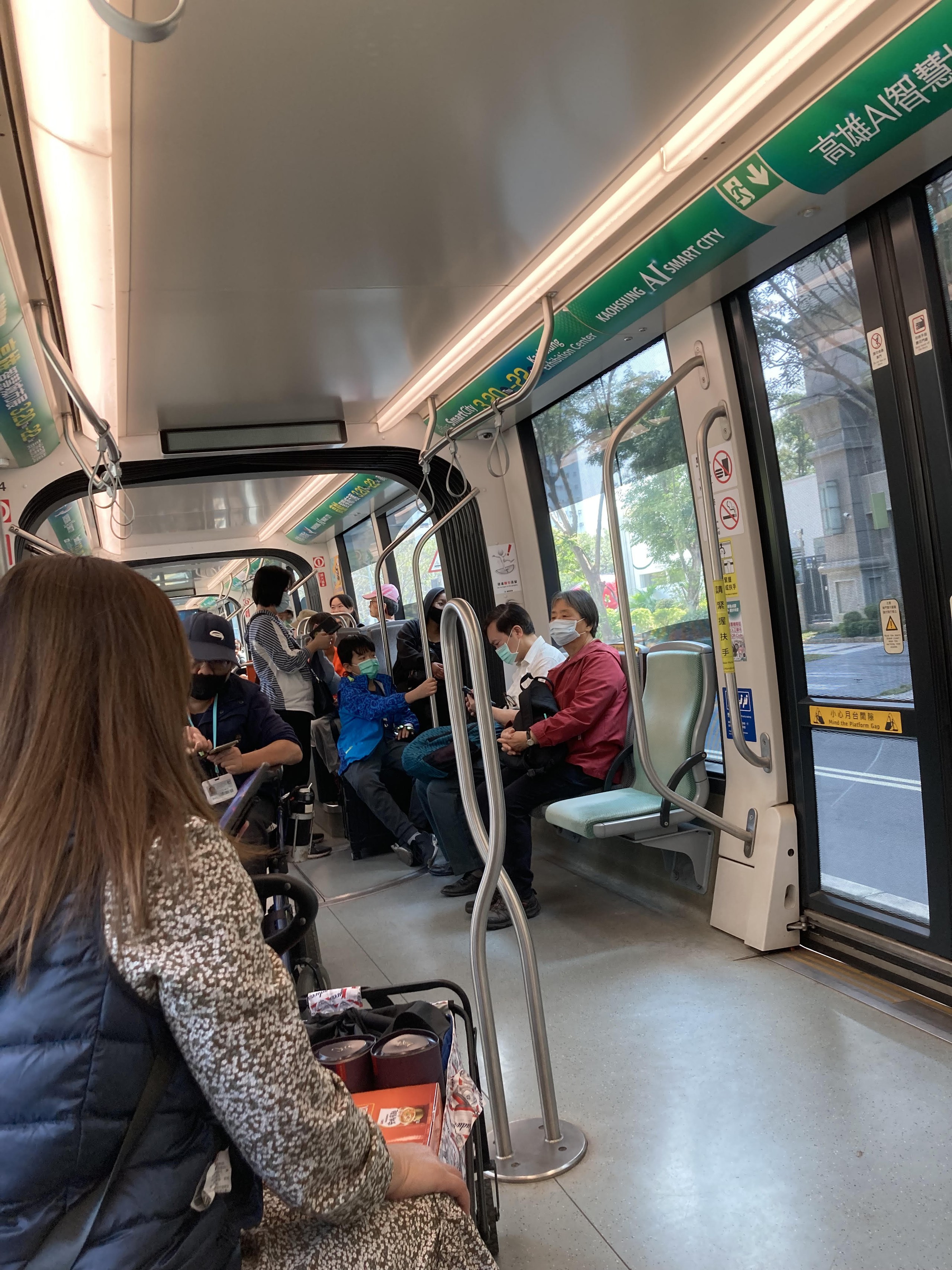 Vài nét về cuộc sống ở Cao Hùng- Ảnh 1. Vài nét về cuộc sống ở Cao Hùng- Ảnh 1.