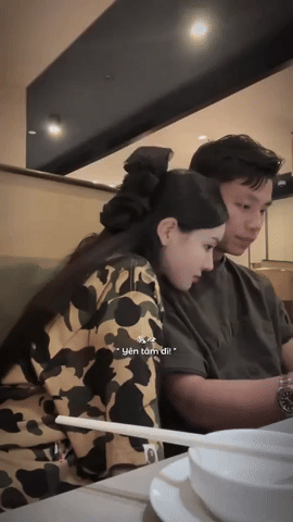 Văn Thanh và bạn gái 