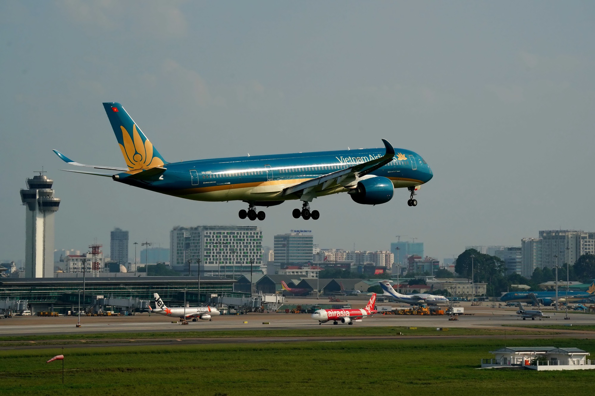 Vẫn băn khoăn chuyển bay quốc tế qua Long Thành- Ảnh 1.