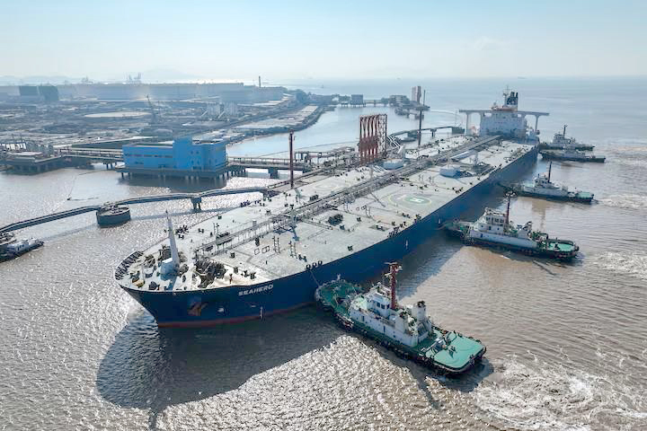 Vì sao giá dầu lao dốc bất chấp biến động toàn cầu ? - Ảnh 1.