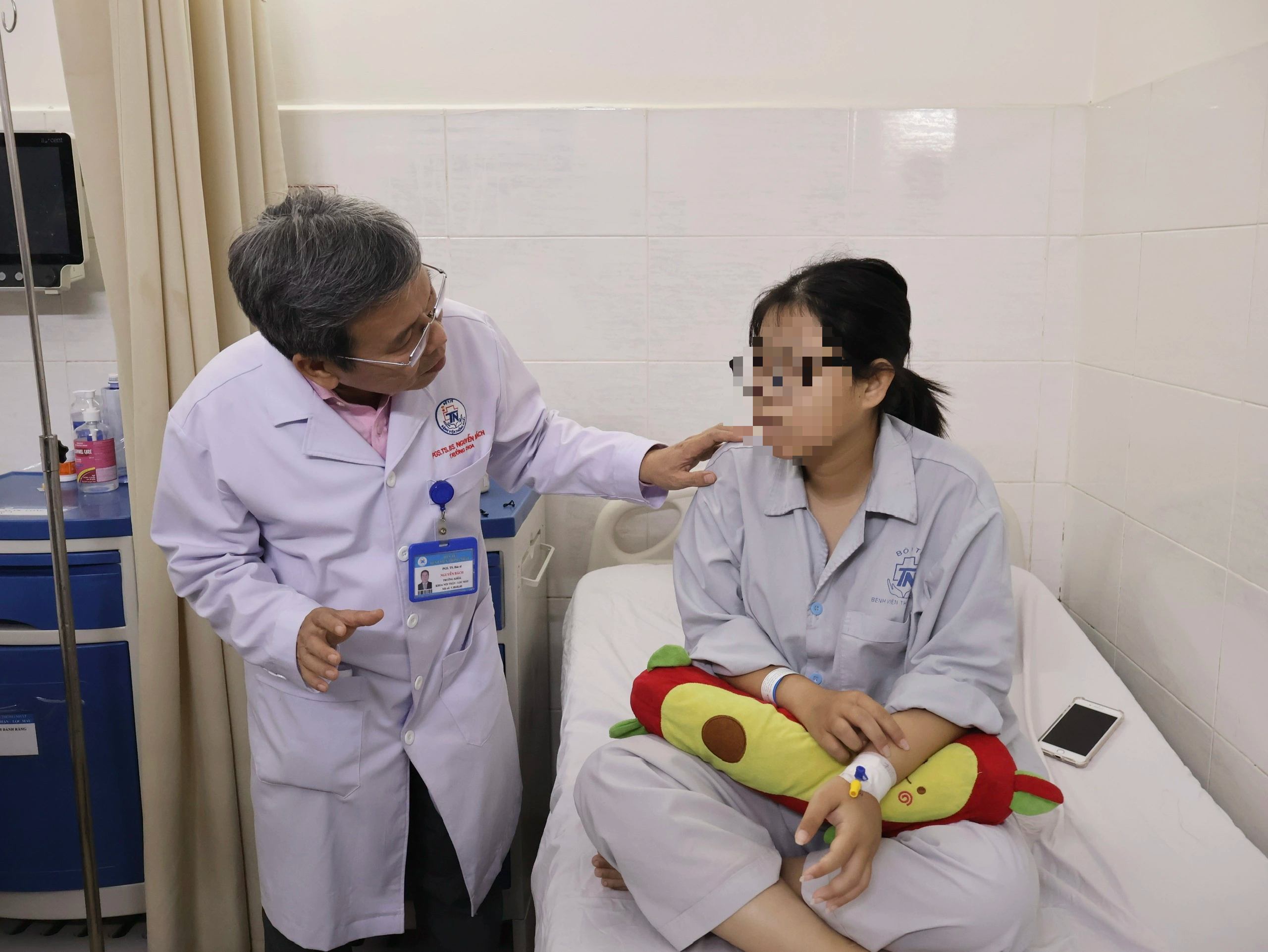 Vì sao ngày càng nhiều người trẻ bị viêm cầu thận, suy thận biến chứng nặng?- Ảnh 1. Vì sao ngày càng nhiều người trẻ bị viêm cầu thận, suy thận biến chứng nặng?- Ảnh 1.