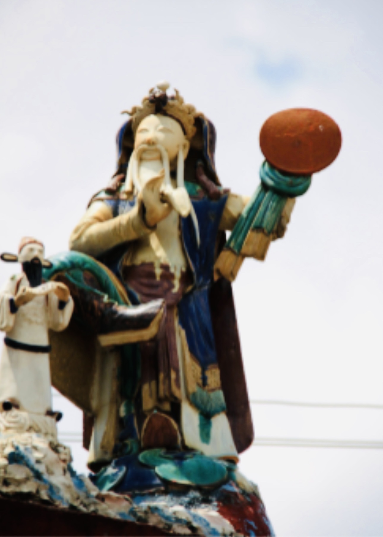 Vì sao ở Nam bộ hay thờ ông Nhật - bà Nguyệt?- Ảnh 1. Vì sao ở Nam bộ hay thờ ông Nhật - bà Nguyệt?- Ảnh 1.