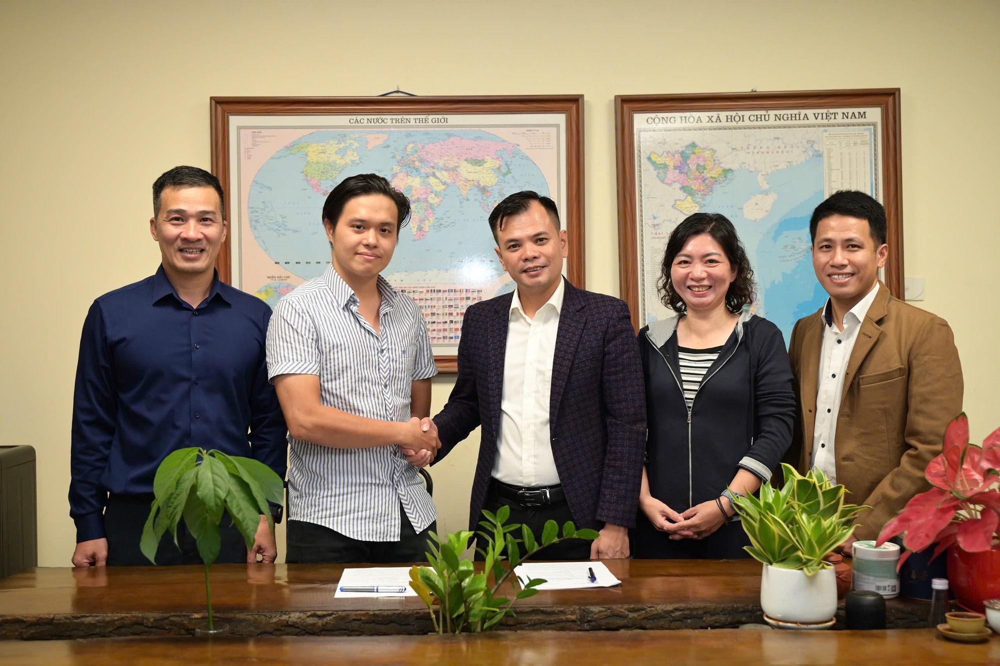 Sự kiện quan trọng của Zaha Việt Nam và đối tác: Vì sức khỏe cộng đồng
- Ảnh 1.