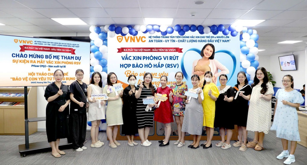 Việt Nam lần đầu có vaccine phòng viêm phổi do virus hợp bào hô hấp RSV - 2