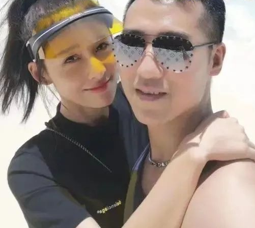 Vụ chồng đại gia của 