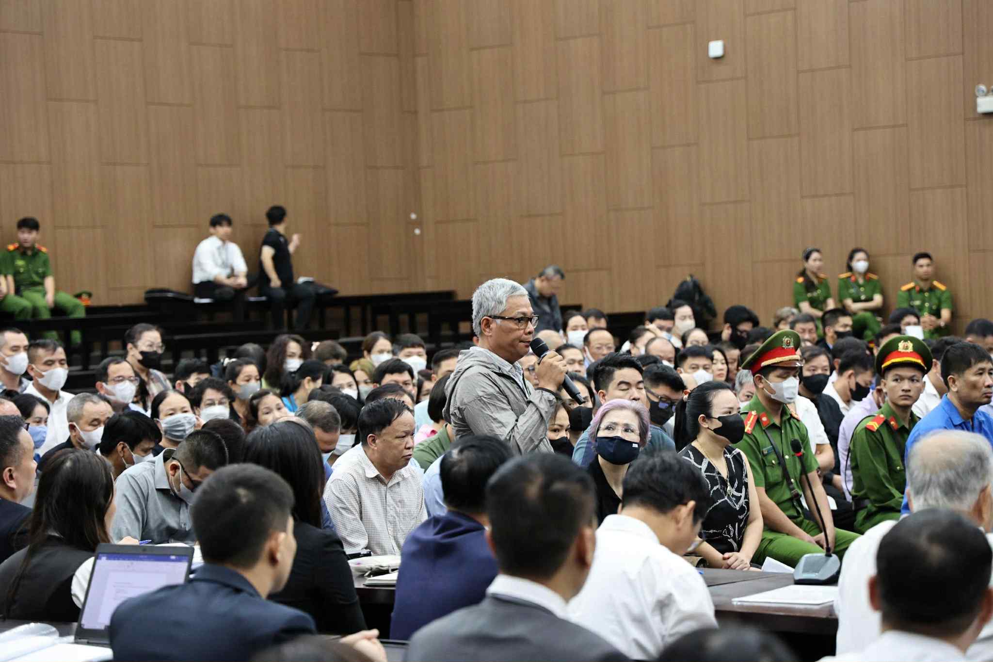 Vụ đánh bạc ở khách sạn Pullman: Các nữ bị cáo đánh bạc vì 'nhàn rỗi, giải trí giết thời gian' - Ảnh 1.