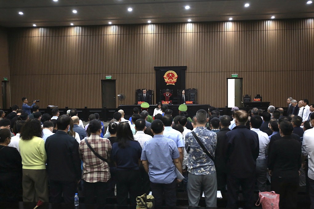 Vụ đánh bạc ở khách sạn Pullman: Nữ bị cáo nói lý do đốt 3 triệu USD - 2