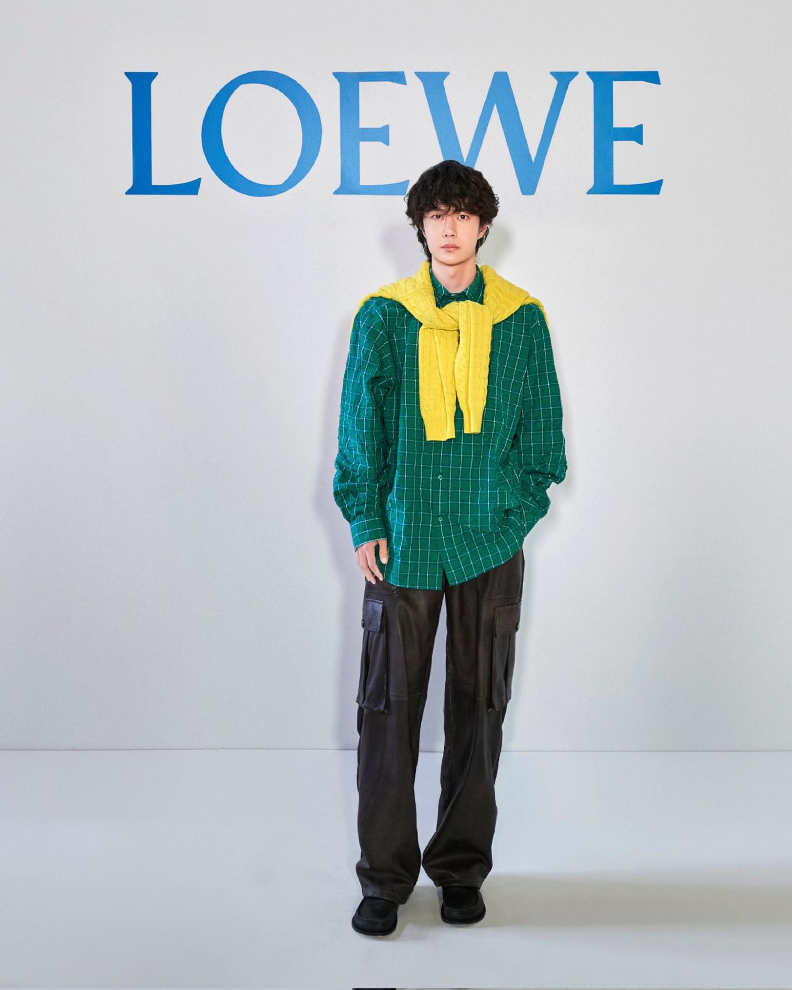 Vương Nhất Bác bất ngờ trở thành tâm điểm của truyền thông với diện mạo cực kỳ mới - Ảnh 1. Vương Nhất Bác bất ngờ trở thành tâm điểm của truyền thông với diện mạo cực kỳ mới - Ảnh 1.