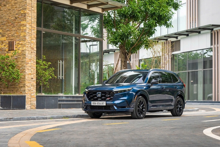 Xe Hybrid của năm: Honda CR-V e:HEV RS là ứng viên sáng giá 1 Xe Hybrid của năm: Honda CR-V e:HEV RS là ứng viên sáng giá - Ảnh 1.