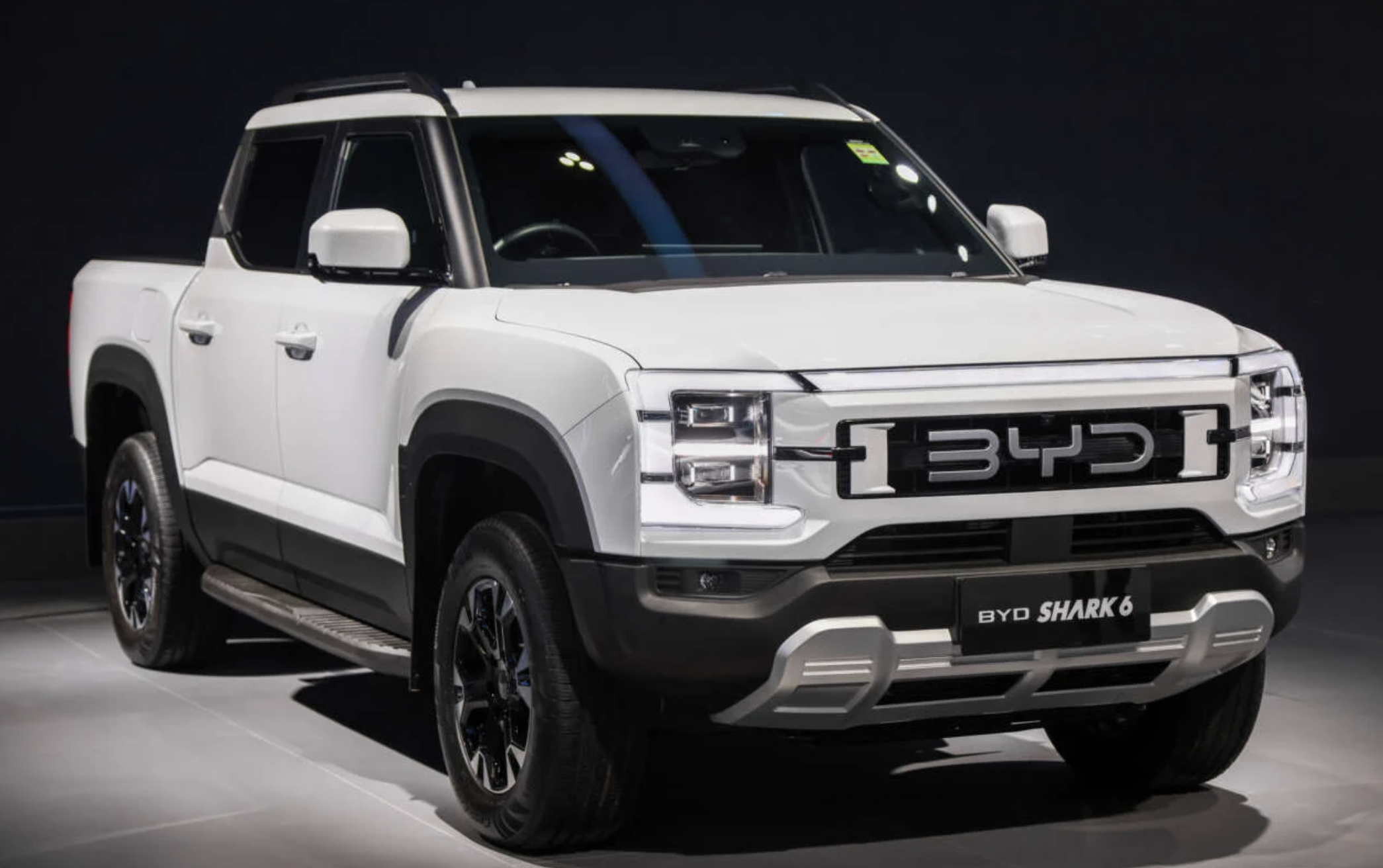 Xe bán tải Trung Quốc điện hóa tràn vào Đông Nam Á, thách thức Ranger, Hilux - Ảnh 1.