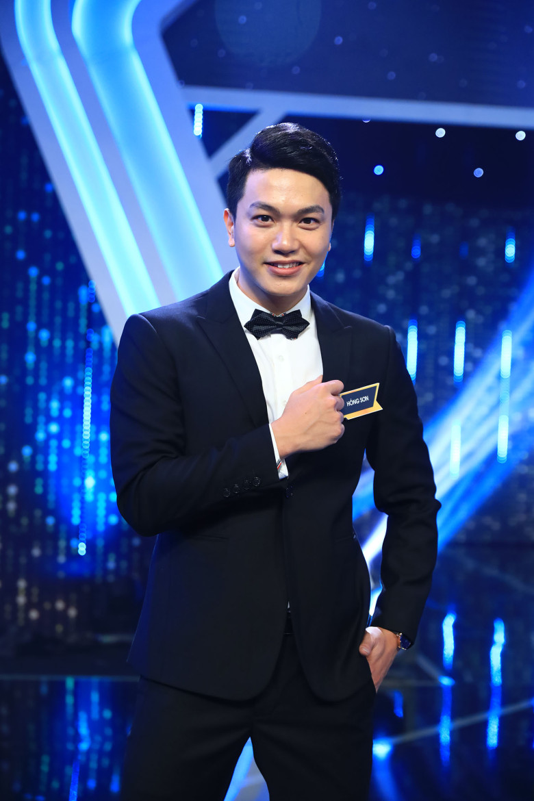 Nam MC được nhiều khán giả biết đến khi tham gia chương trình “Người ấy là ai” mùa 3.