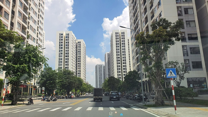 Dòng vốn đầu tư bất động sản dịch chuyển vào Nam: Xu hướng mới đáng chú ý - Ảnh 1.