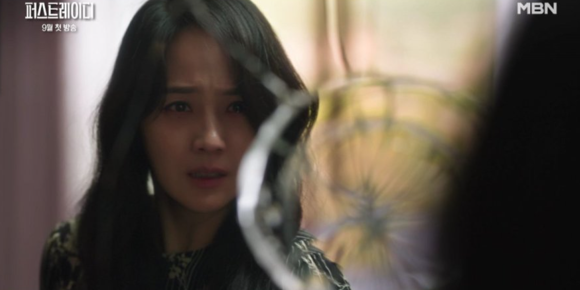 Yếu tim thì chớ dại xem phim Hàn siêu hay này: Nữ chính liên tục bẻ lái khét lẹt, chỉ có sốc hơn không có sốc nhất - Ảnh 2.