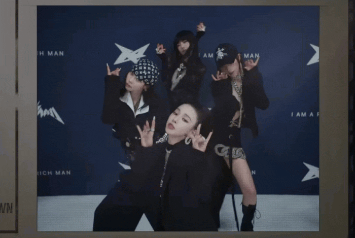 Nhóm tứ đại mỹ nhân 