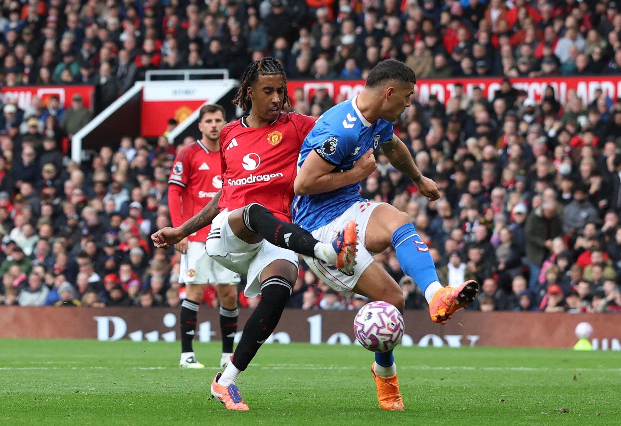 Nhận định Man Utd vs Brighton 23 giờ 30 ngày 25.10: ‘Quỷ đỏ’ tìm lại chính mình - Ảnh 1.