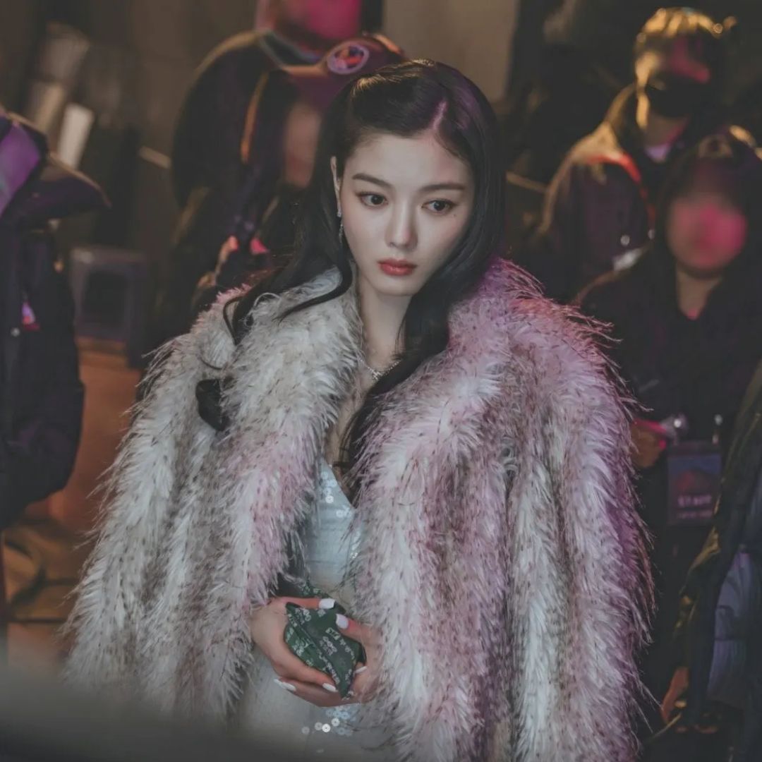 10 điên nữ đẹp nhất Hàn Quốc: Song Hye Kyo xếp sau Park Shin Hye, hạng 1 nhan sắc điên đảo chúng sinh- Ảnh 1. 10 điên nữ đẹp nhất Hàn Quốc: Song Hye Kyo xếp sau Park Shin Hye, hạng 1 nhan sắc điên đảo chúng sinh- Ảnh 1.